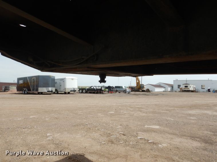 image for item GW9930 1976 Hyster drop deck equipment trailer