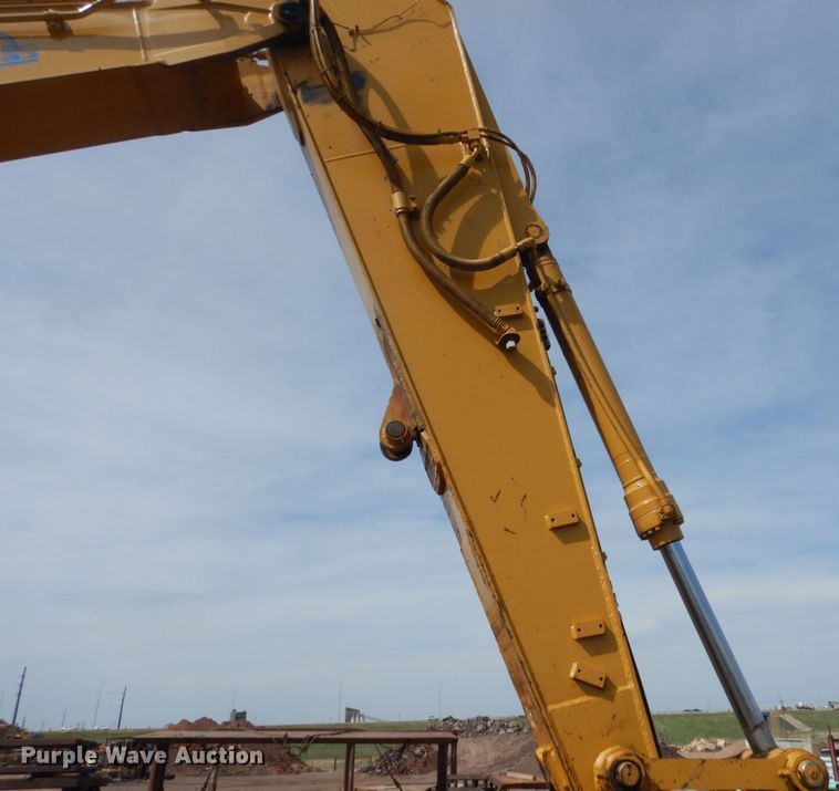 image for item GW9931 1997 Caterpillar 320B L  excavator