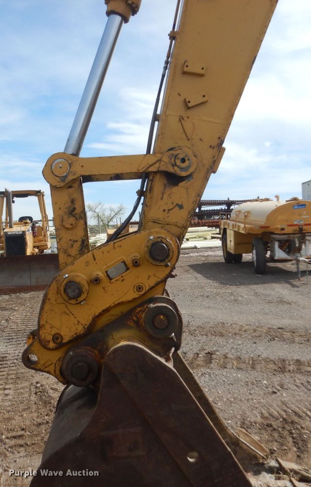 image for item GW9931 1997 Caterpillar 320B L  excavator