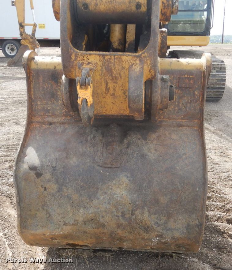 image for item GW9931 1997 Caterpillar 320B L  excavator