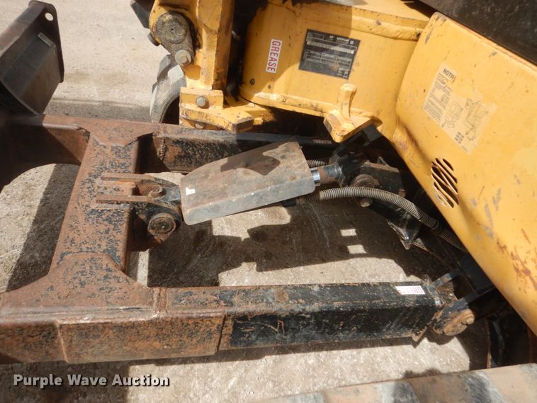 image for item GW9932 2005 Caterpillar 304 CR  mini excavator