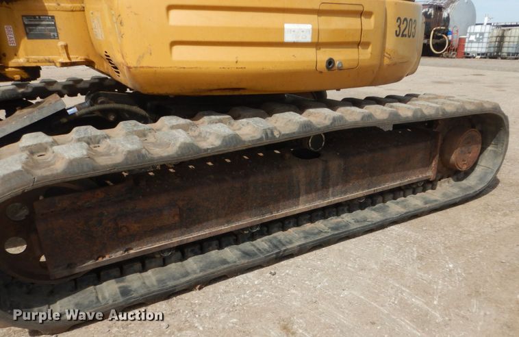 image for item GW9932 2005 Caterpillar 304 CR  mini excavator