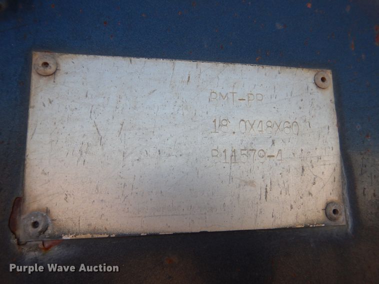 image for item GW9934 2004 Volvo VHD  dump truck