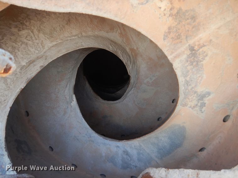 image for item GW9935 1999 Oshkosh  ready mix truck