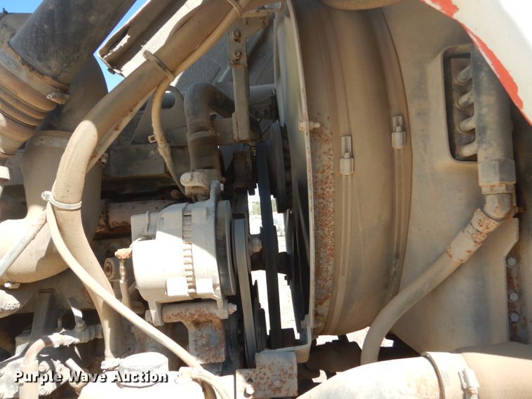 image for item GW9935 1999 Oshkosh  ready mix truck