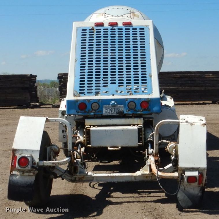 image for item GW9937 1995 Oshkosh S- Series  ready mix truck