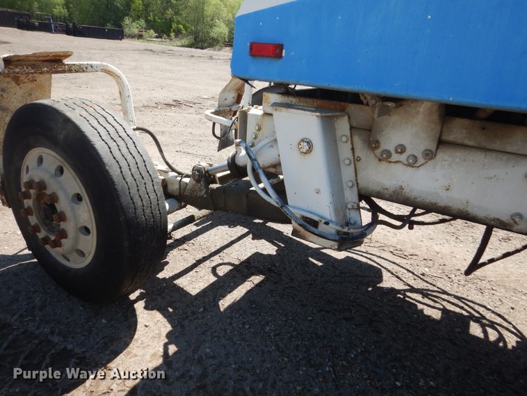 image for item GW9937 1995 Oshkosh S- Series  ready mix truck