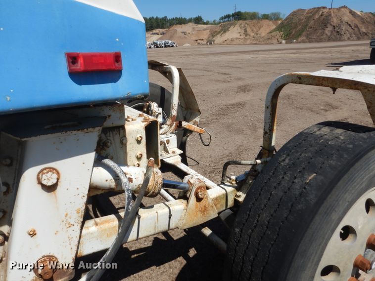 image for item GW9937 1995 Oshkosh S- Series  ready mix truck