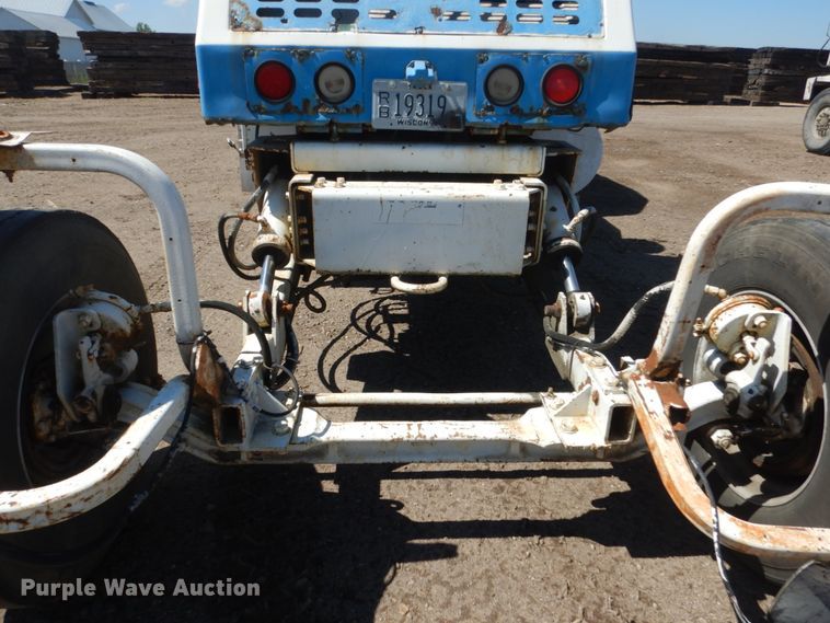 image for item GW9937 1995 Oshkosh S- Series  ready mix truck