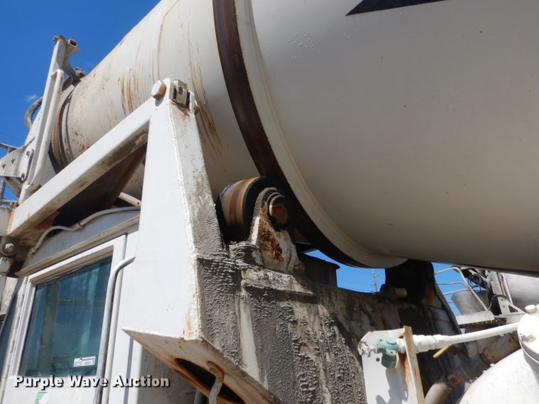 image for item GW9937 1995 Oshkosh S- Series  ready mix truck