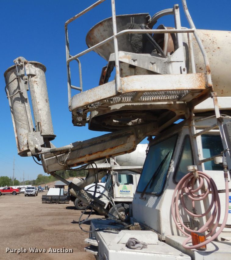 image for item GW9937 1995 Oshkosh S- Series  ready mix truck