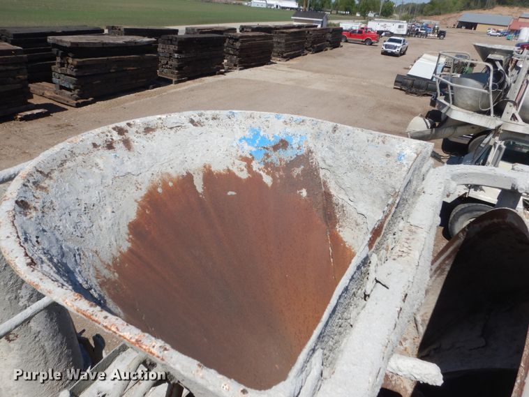 image for item GW9937 1995 Oshkosh S- Series  ready mix truck