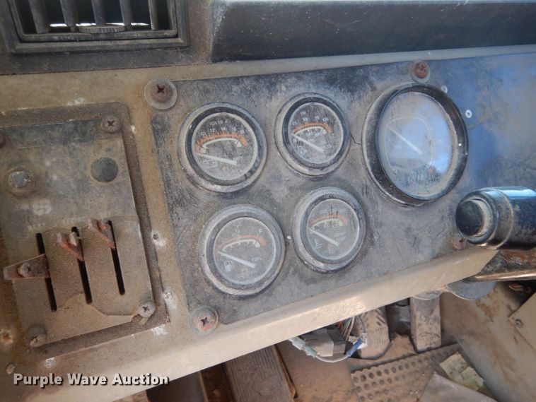 image for item GW9937 1995 Oshkosh S- Series  ready mix truck