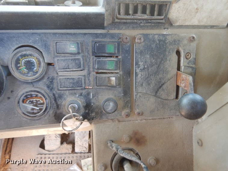 image for item GW9937 1995 Oshkosh S- Series  ready mix truck