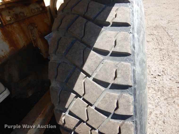 image for item GW9937 1995 Oshkosh S- Series  ready mix truck