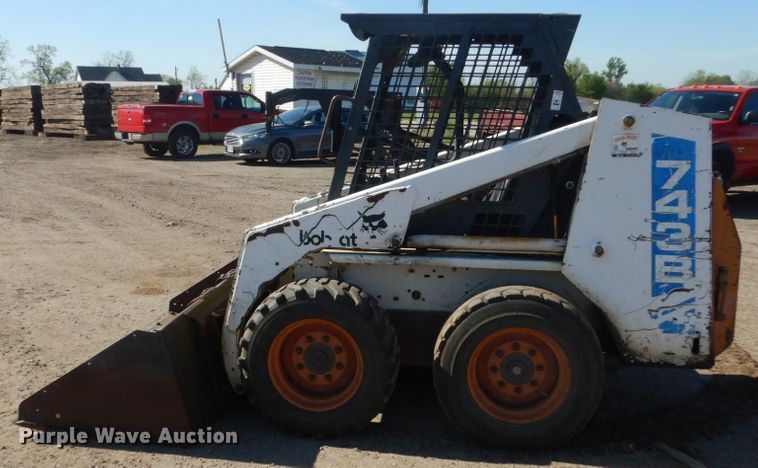image for item GW9938 1994 Bobcat 743B  skid steer loader