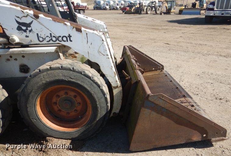 image for item GW9938 1994 Bobcat 743B  skid steer loader