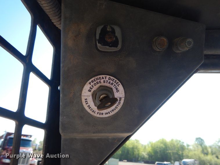 image for item GW9938 1994 Bobcat 743B  skid steer loader