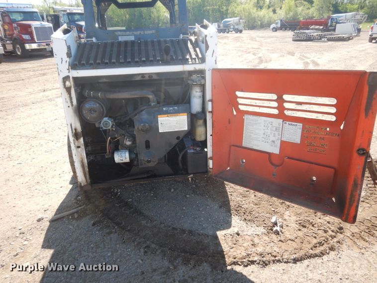 image for item GW9938 1994 Bobcat 743B  skid steer loader