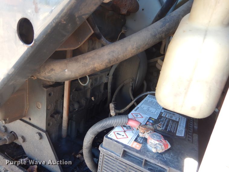 image for item GW9938 1994 Bobcat 743B  skid steer loader