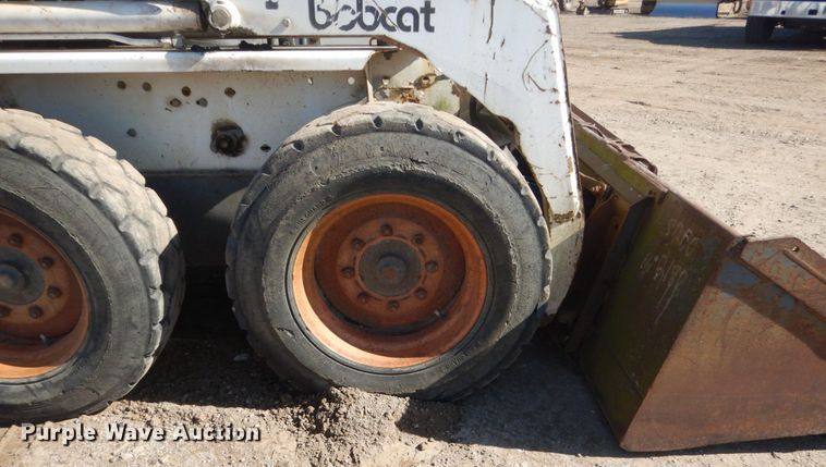 image for item GW9938 1994 Bobcat 743B  skid steer loader