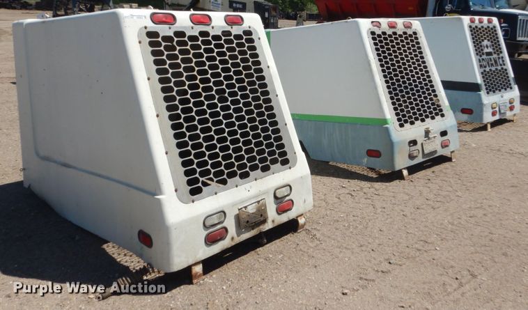 image for item GW9954 (3) Advance rear engine hoods