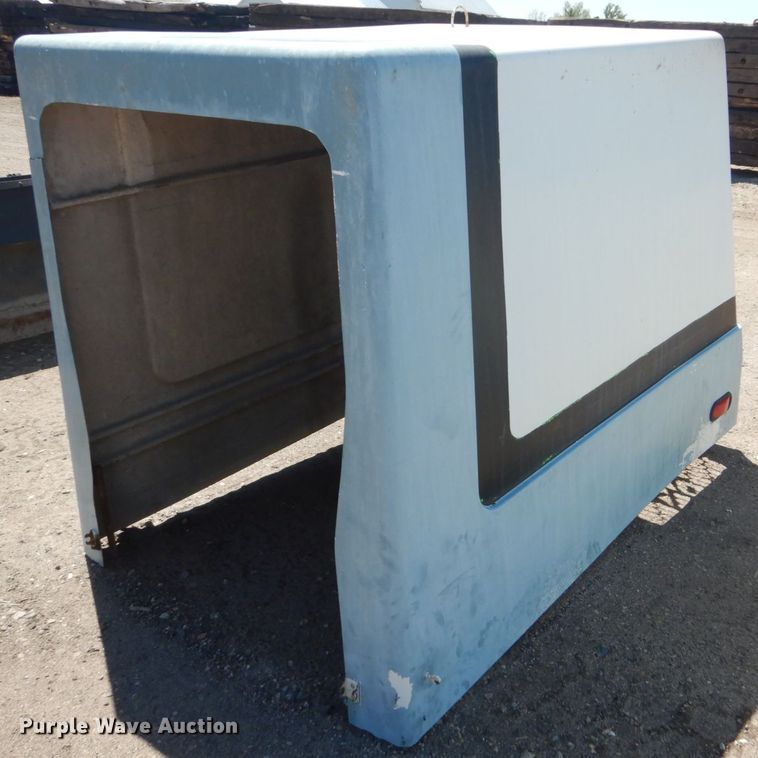 image for item GW9954 (3) Advance rear engine hoods