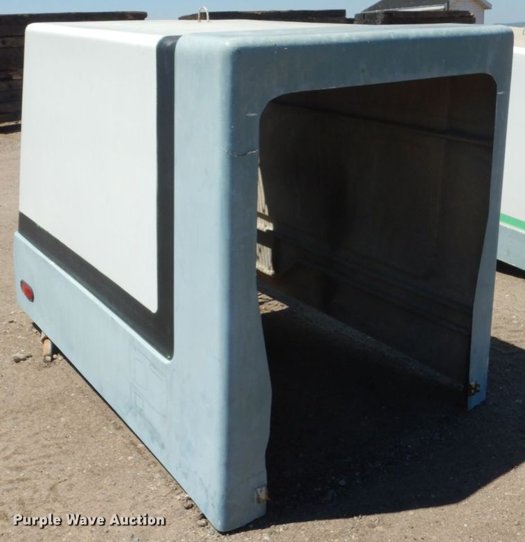 image for item GW9954 (3) Advance rear engine hoods