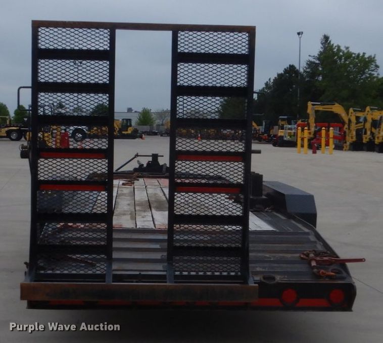 image for item GW9958 2015 Lucon equipment trailer