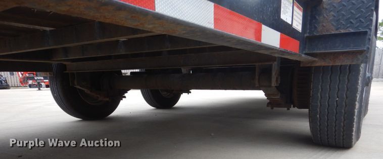 image for item GW9958 2015 Lucon equipment trailer