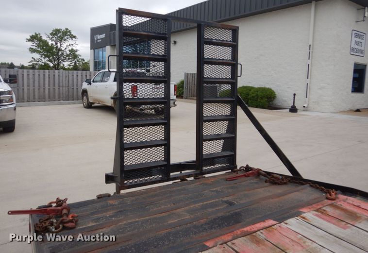 image for item GW9958 2015 Lucon equipment trailer