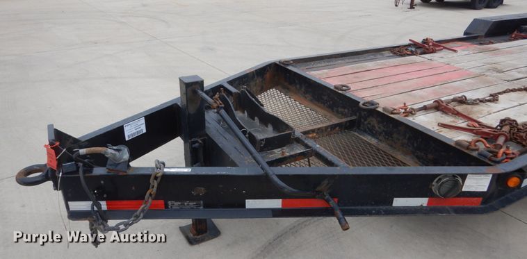 image for item GW9958 2015 Lucon equipment trailer