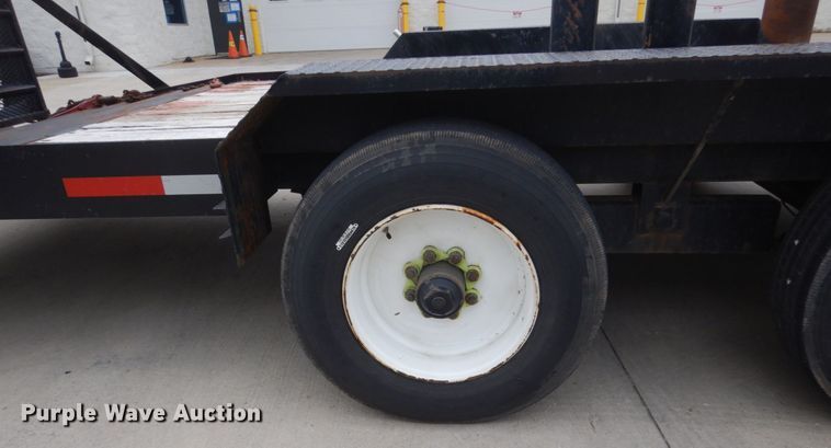 image for item GW9958 2015 Lucon equipment trailer