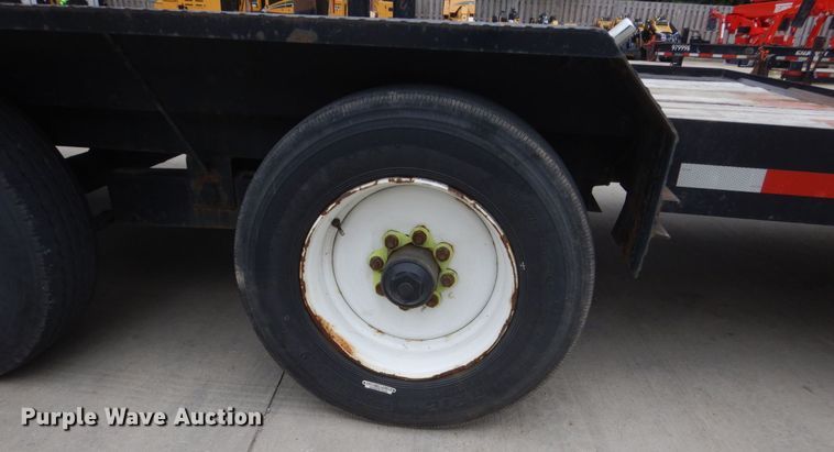 image for item GW9958 2015 Lucon equipment trailer