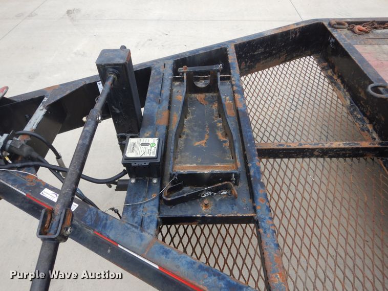 image for item GW9960 2015 Lucon equipment trailer