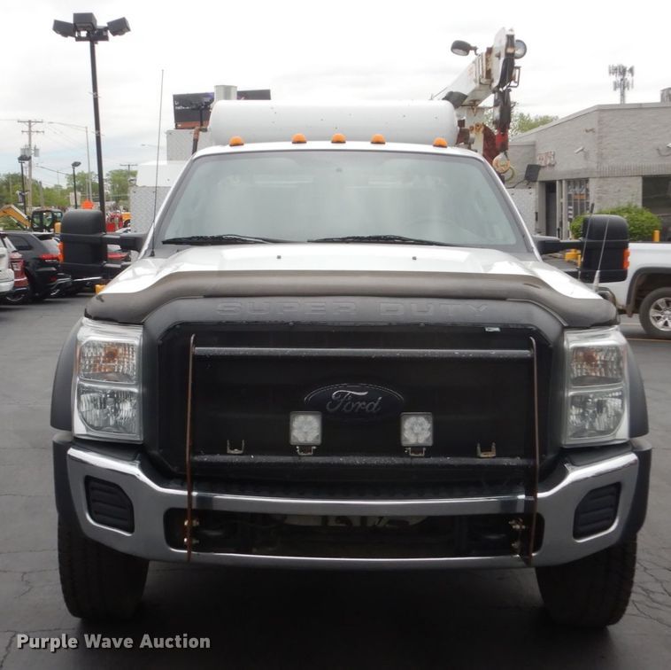 image for item GW9964 2013 Ford F550 Super Duty  service truck