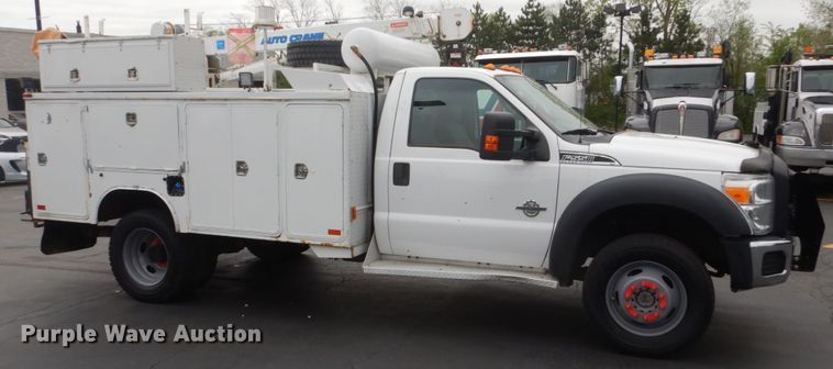 image for item GW9964 2013 Ford F550 Super Duty  service truck