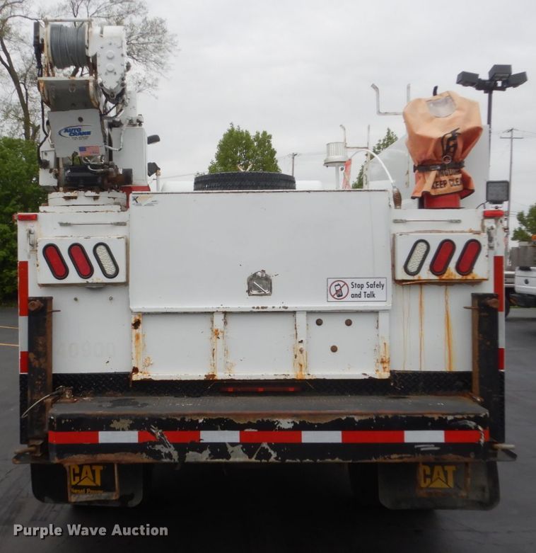 image for item GW9964 2013 Ford F550 Super Duty  service truck