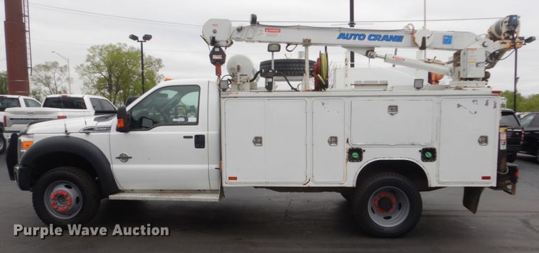 image for item GW9964 2013 Ford F550 Super Duty  service truck