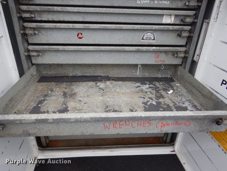 image for item GW9964 2013 Ford F550 Super Duty  service truck