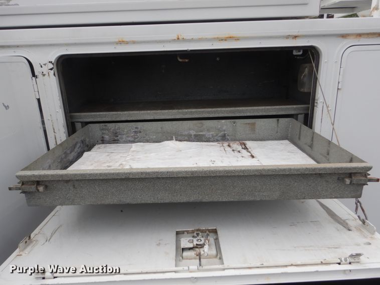 image for item GW9964 2013 Ford F550 Super Duty  service truck