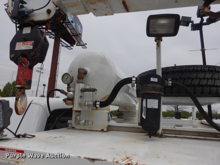 image for item GW9964 2013 Ford F550 Super Duty  service truck