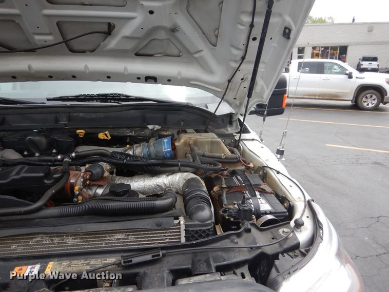 image for item GW9964 2013 Ford F550 Super Duty  service truck