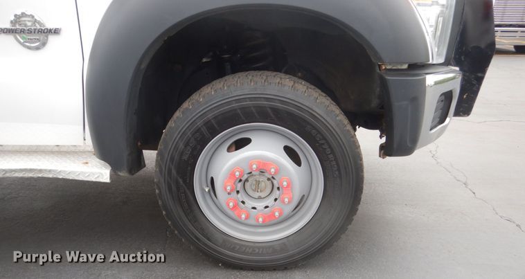 image for item GW9964 2013 Ford F550 Super Duty  service truck