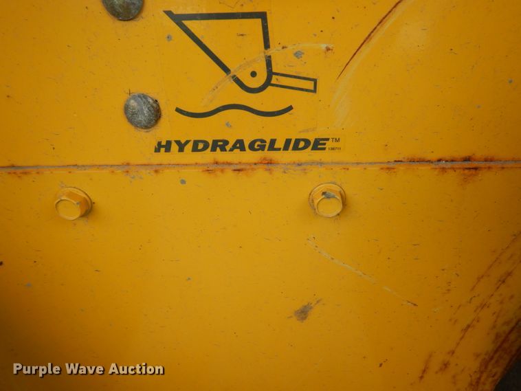 image for item GW9967 2015 Gehl R220  skid steer loader