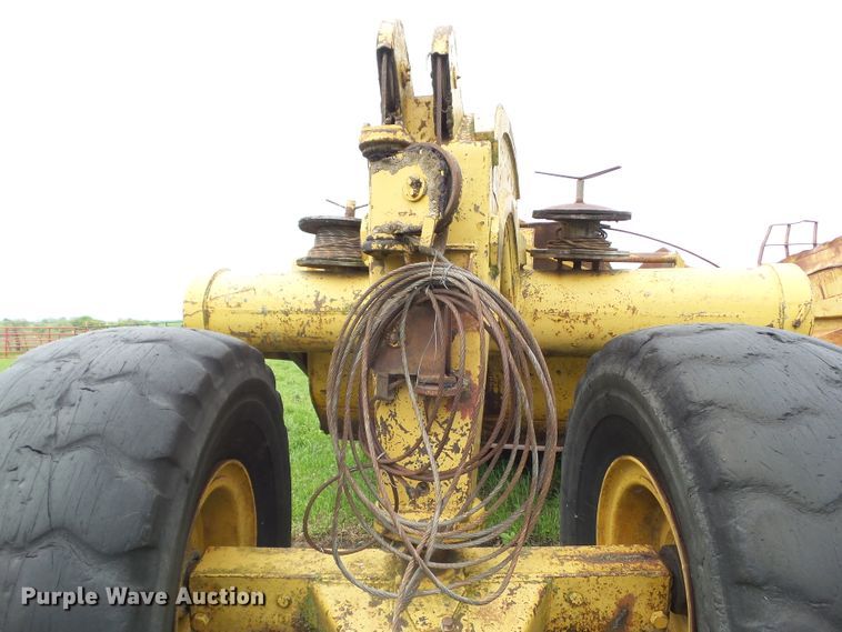 image for item GX9071 Caterpillar 80  pull type scraper