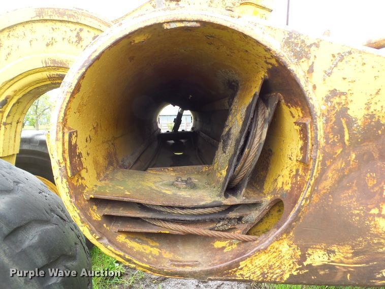 image for item GX9071 Caterpillar 80  pull type scraper