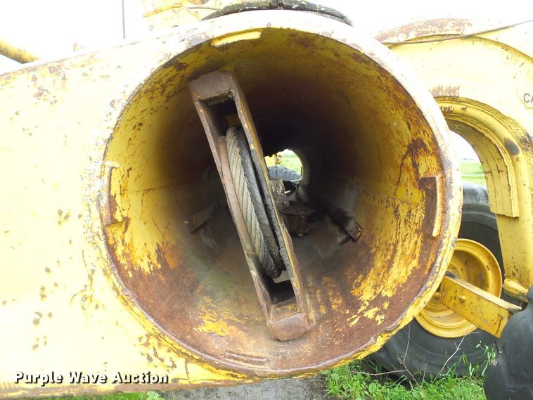 image for item GX9071 Caterpillar 80  pull type scraper