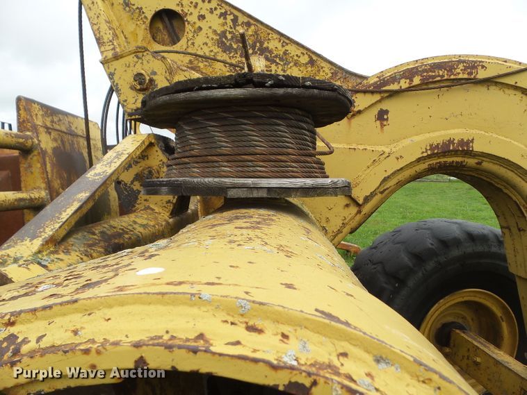 image for item GX9071 Caterpillar 80  pull type scraper