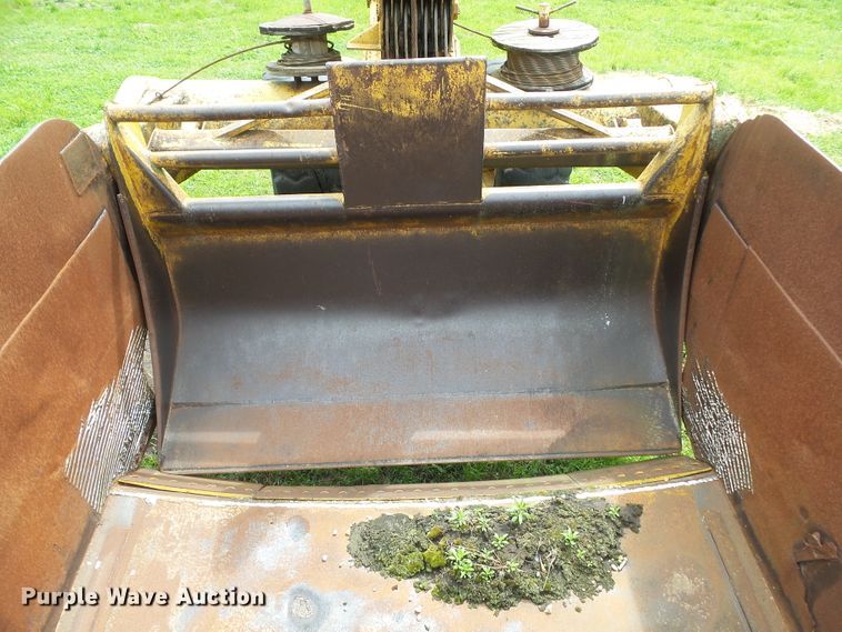 image for item GX9071 Caterpillar 80  pull type scraper